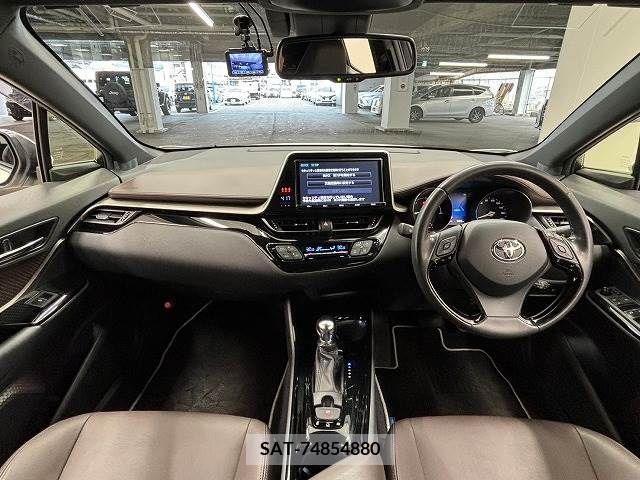 Toyota C-HR 2018-03 214245-1