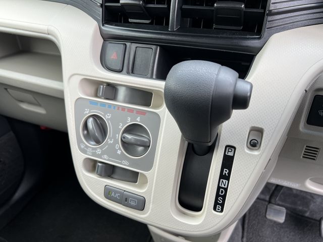 Subaru STELLA 2017-07 1812-5