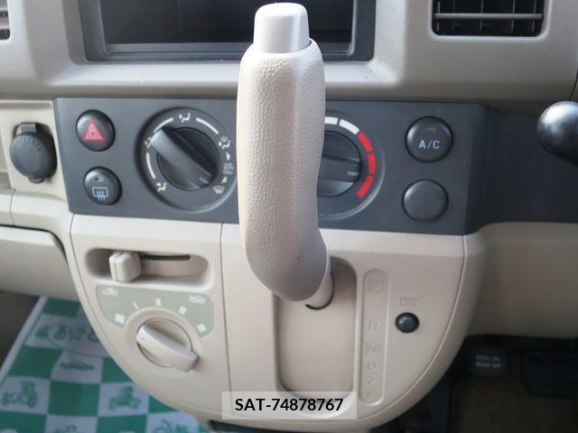 Suzuki EVERY 2012-01 301767-14