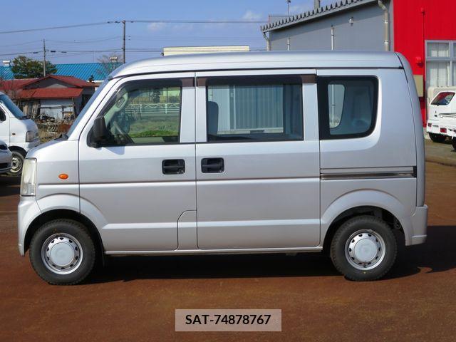 Suzuki EVERY 2012-01 301767-4