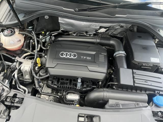 Audi Q3 2018-10 16845-17