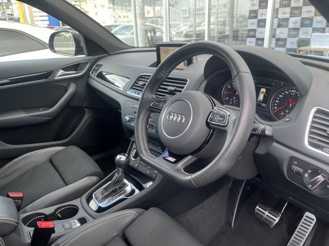 Audi Q3 2018-10 16845-8