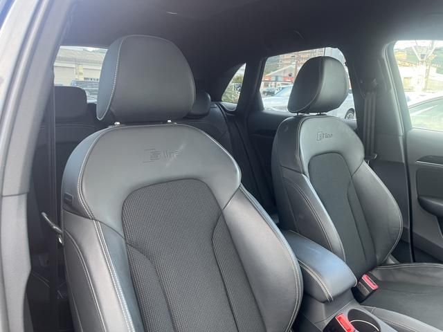 Audi Q3 2018-10 16845-13