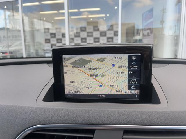 Audi Q3 2018-10 16845-9