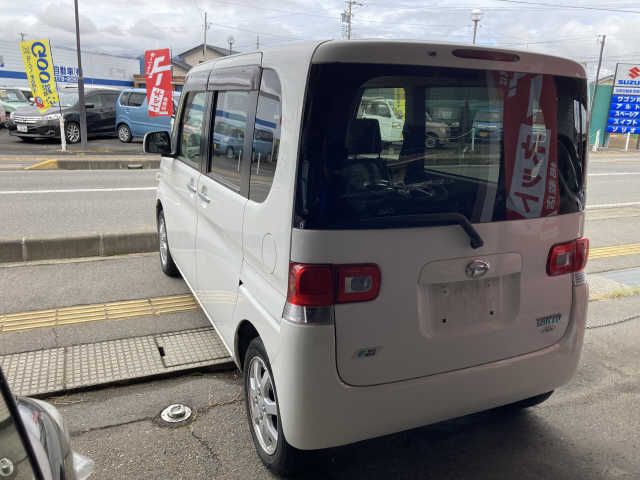 Daihatsu TANTO 2012-08 10005-2