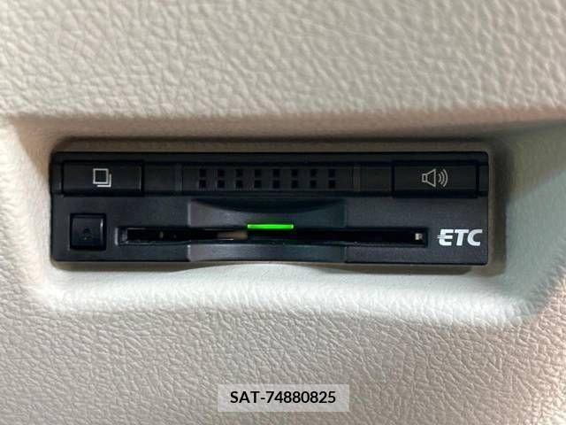 Toyota SIENTA 2015-09 368170-7