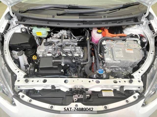 Toyota AQUA 2016-09 220259-18