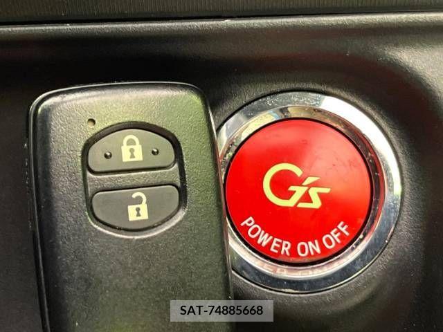 Toyota AQUA 2014-12 323107-4