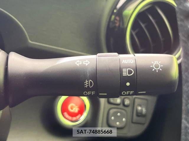 Toyota AQUA 2014-12 323107-7