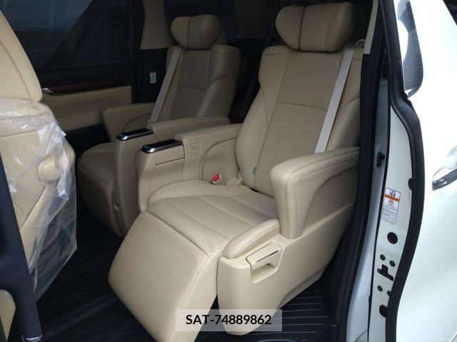 Toyota ALPHARD 2016-10 388968-25
