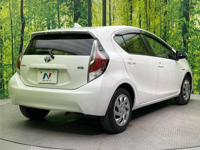 Toyota AQUA 2015-09 24286-17