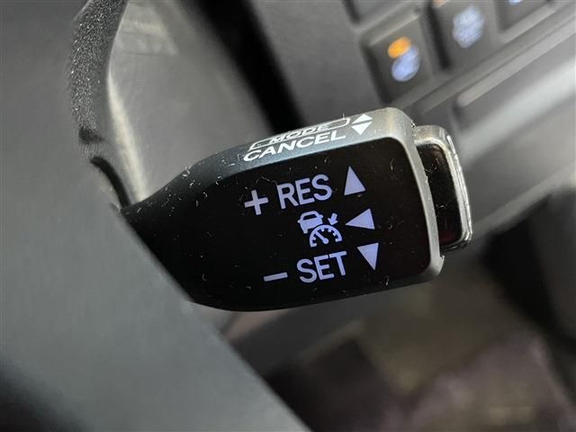 Toyota VELLFIRE 2015-10 196357-12