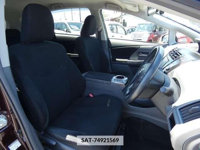 Toyota PRIUS ALPHA 2013-01 341152-22