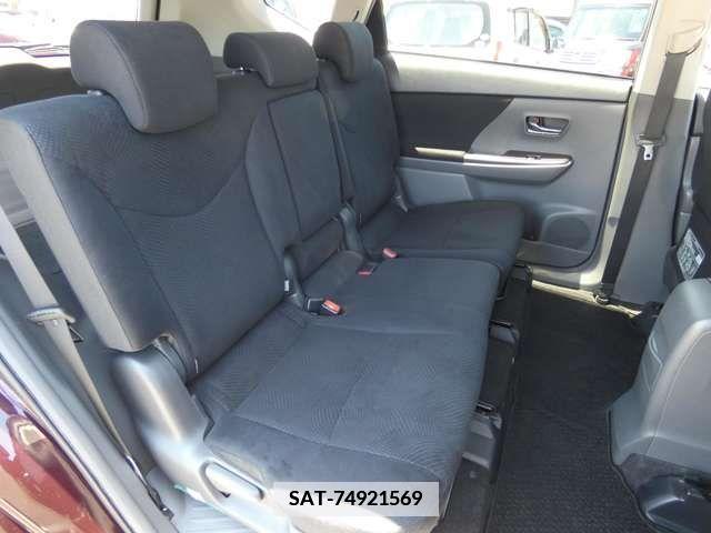 Toyota PRIUS ALPHA 2013-01 341152-25