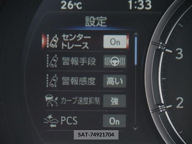 Lexus IS 2021-03 388170-25