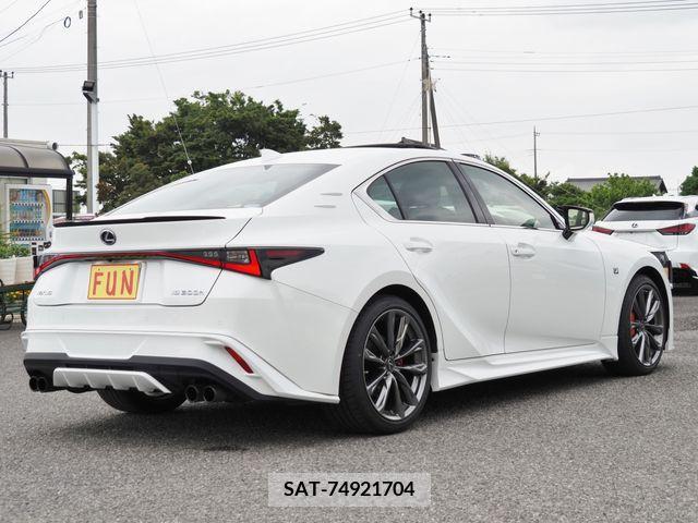 Lexus IS 2021-03 388170-4