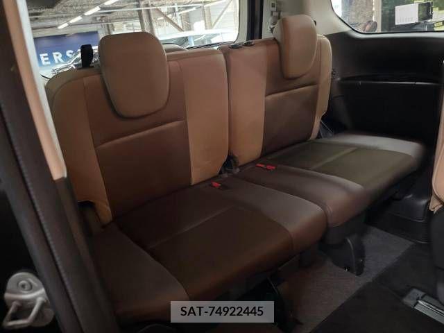 Nissan SERENA 2018-04 393849-10