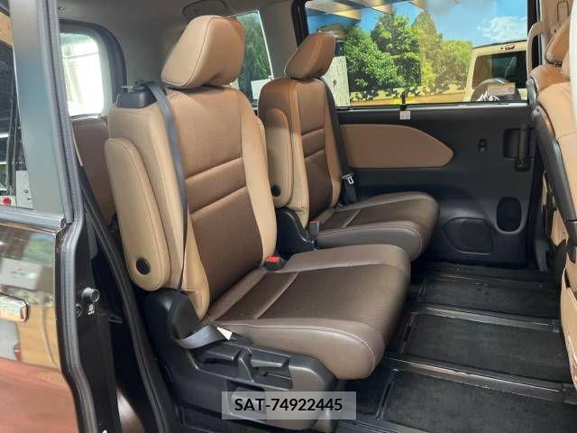 Nissan SERENA 2018-04 393849-9
