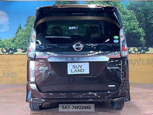 Nissan SERENA 2018-04 393849-14