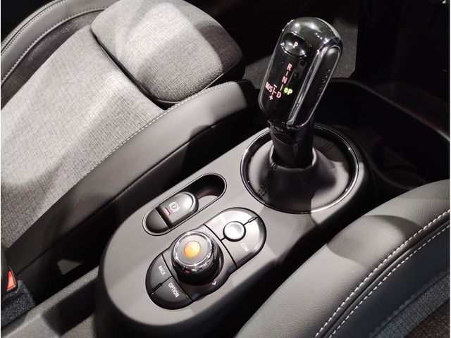 Bmw MINI 2021-07 9760-6