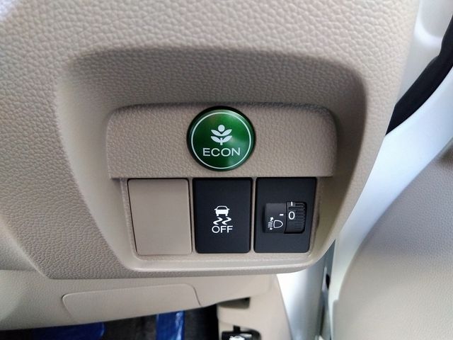 Honda N-ONE 2013-05 28587-9