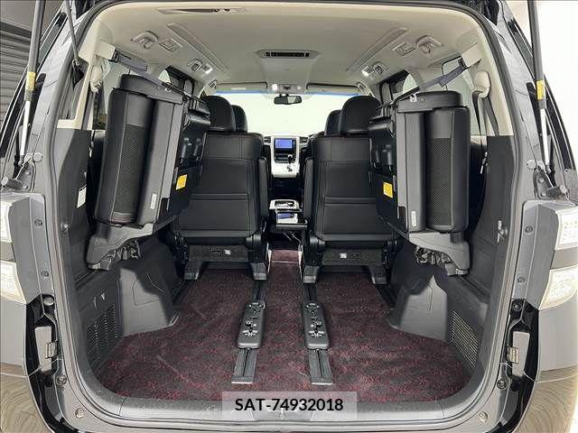 Toyota VELLFIRE 2012-12 329855-10