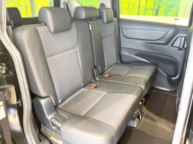 Toyota SIENTA 2018-03 12662-9