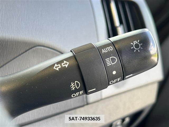 Toyota PRIUS 2013-09 384521-17