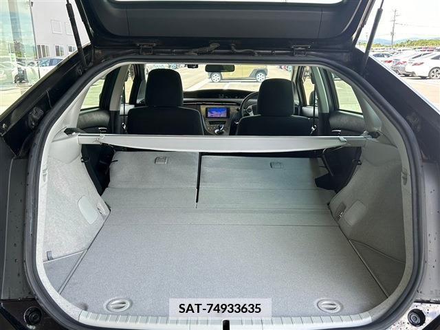 Toyota PRIUS 2013-09 384521-9