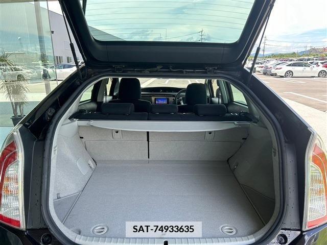 Toyota PRIUS 2013-09 384521-8