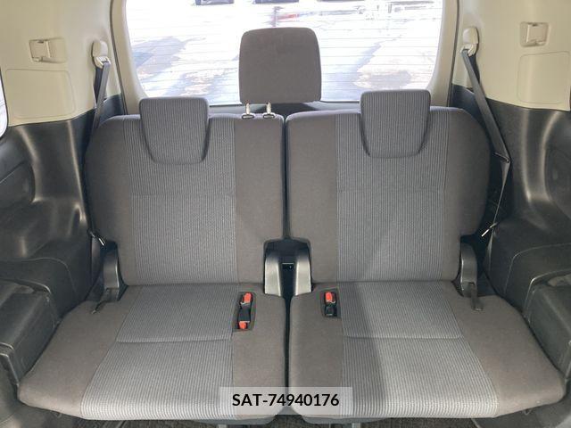Toyota VOXY 2014-08 337259-22