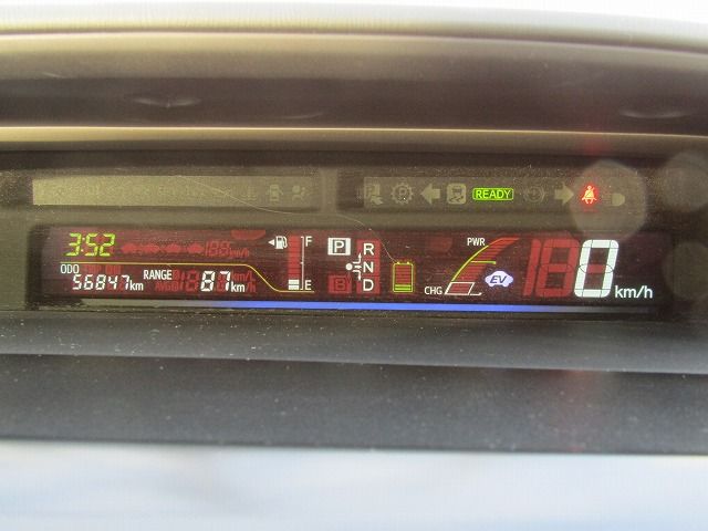 Toyota PRIUS ALPHA 2012-07 24748-7