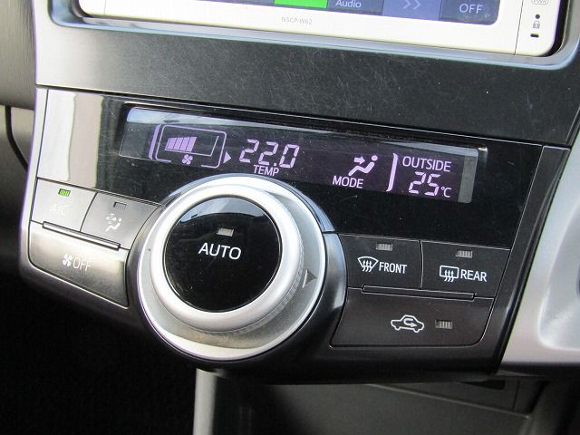 Toyota PRIUS ALPHA 2012-07 24748-14
