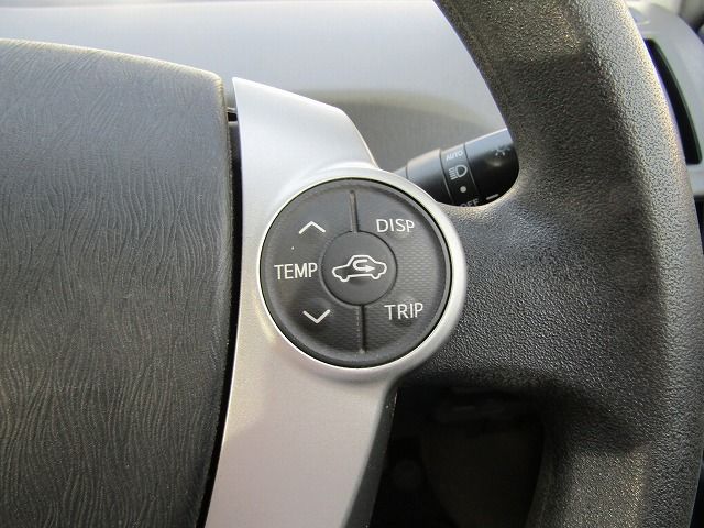 Toyota PRIUS ALPHA 2012-07 24748-23