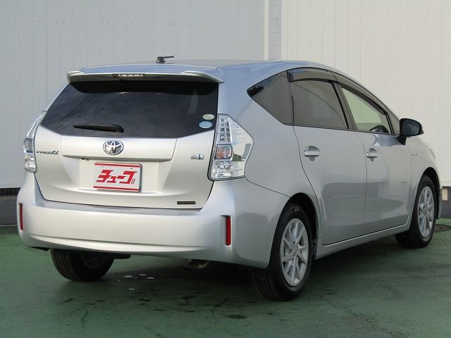 Toyota PRIUS ALPHA 2012-07 24748-2