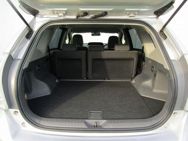 Toyota PRIUS ALPHA 2012-07 24748-20