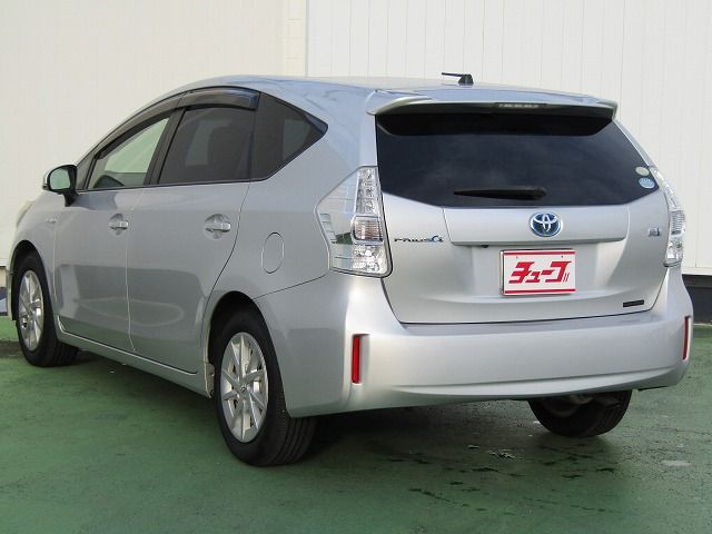 Toyota PRIUS ALPHA 2012-07 24748-8