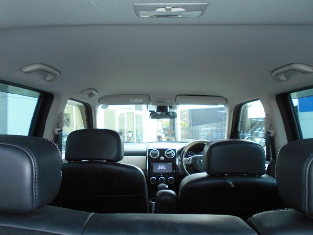 Mazda VERISA 2012-01 4861-16