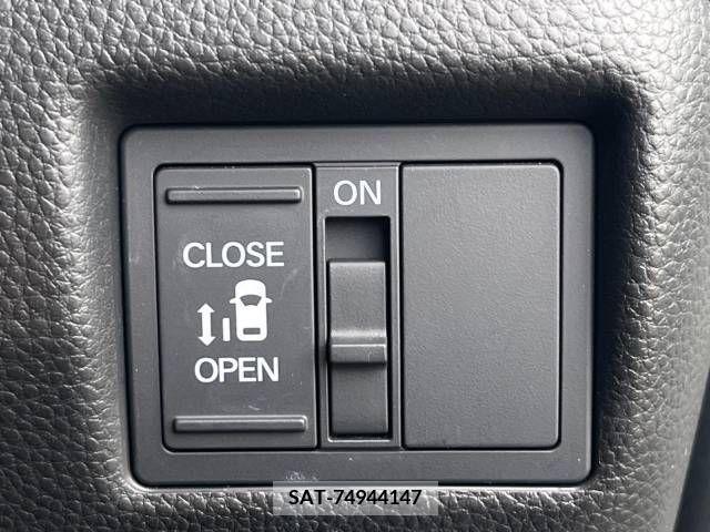 Honda N BOX CUSTOM 2017-09 249102-6