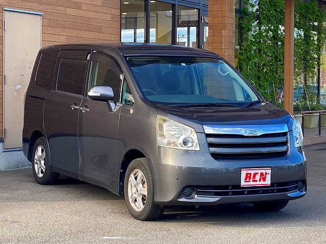 Toyota NOAH 2009-06 23261-6
