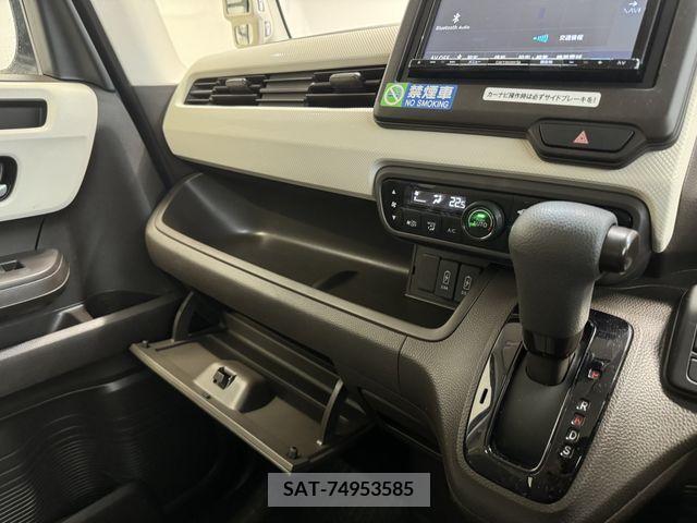 Honda N BOX 2022-06 333894-16