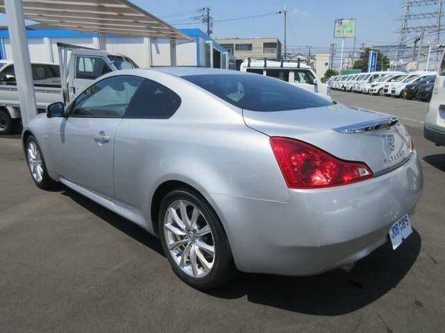 Nissan SKYLINE COUPE 2011-01 7174-2