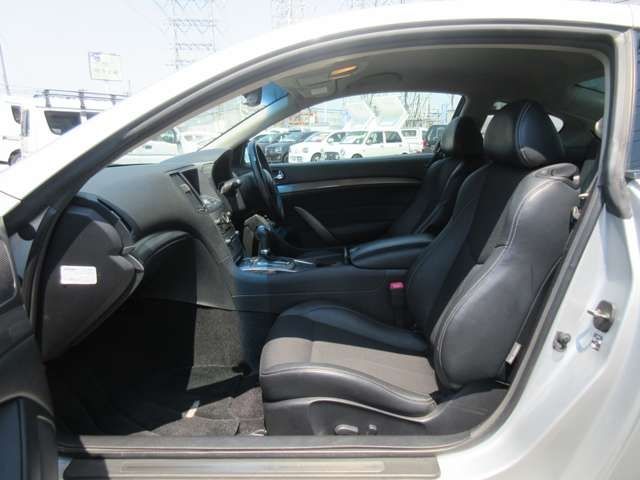 Nissan SKYLINE COUPE 2011-01 7174-25