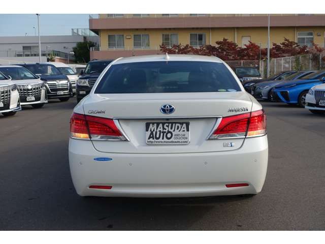 Toyota CROWN MAJESTA 2016-01 10496-5