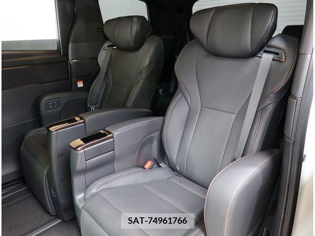 Toyota ALPHARD 2023-11 383500-26