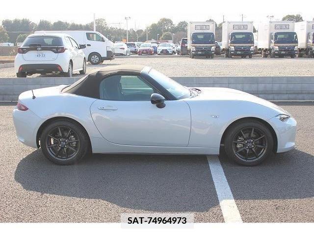 Mazda ROADSTER 2015-05 372254-8