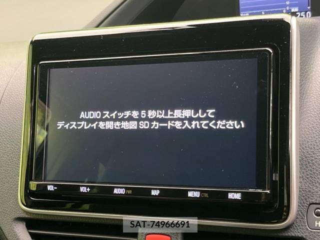 Toyota NOAH 2018-11 392806-4