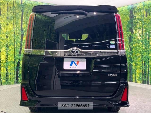 Toyota NOAH 2018-11 392806-16