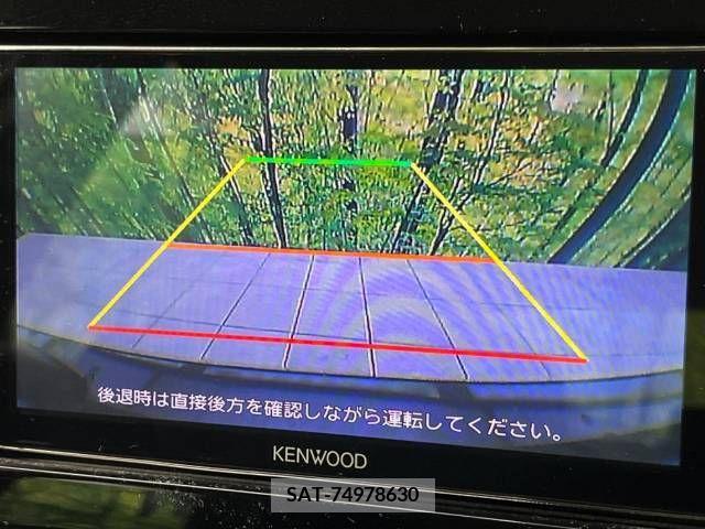 Toyota PRIUS 2017-07 222462-4