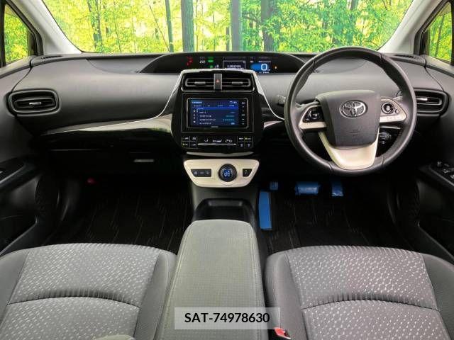 Toyota PRIUS 2017-07 222462-1